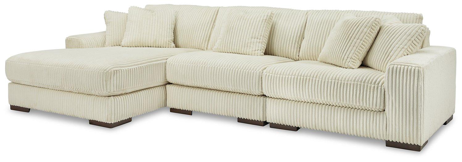 Lindyn Sectional with Chaise