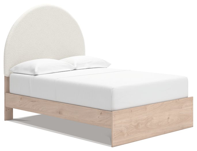 Arloster Upholstered Bed